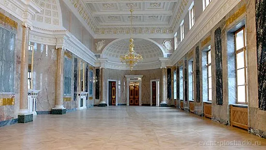 Инженерный замок — историческая площадка в Санкт-Петербурге — фото 1