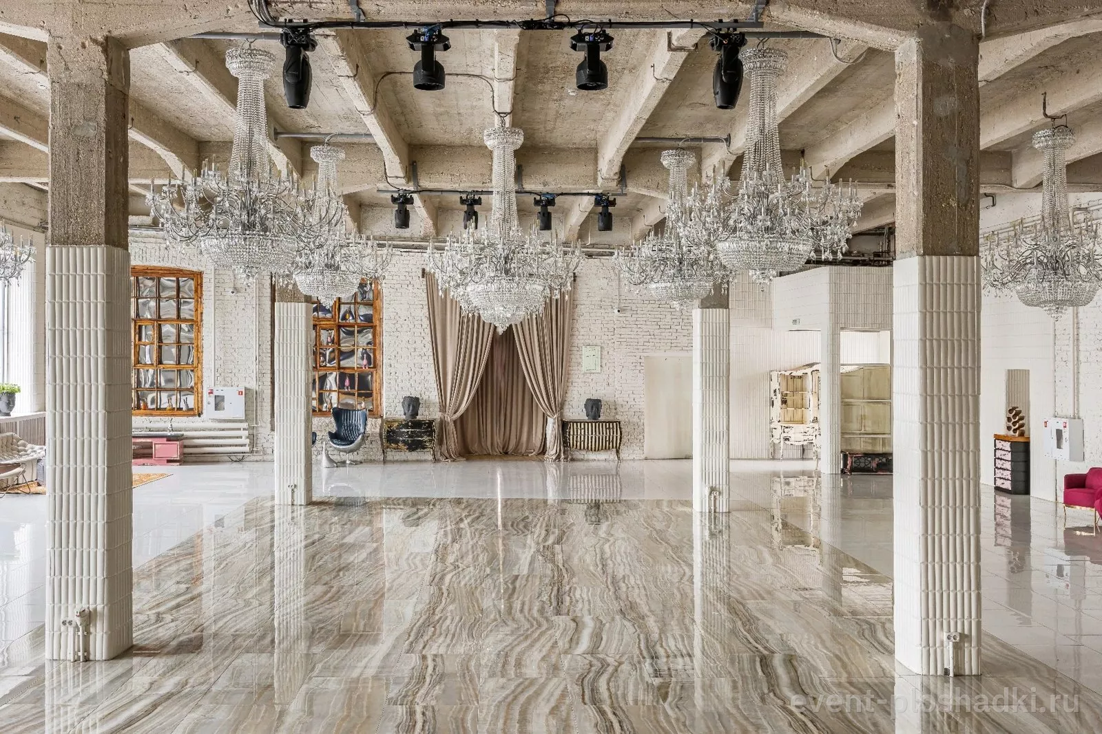 LOFT HALL #1 — Royal Blanc — лофт в Москве — фото 7