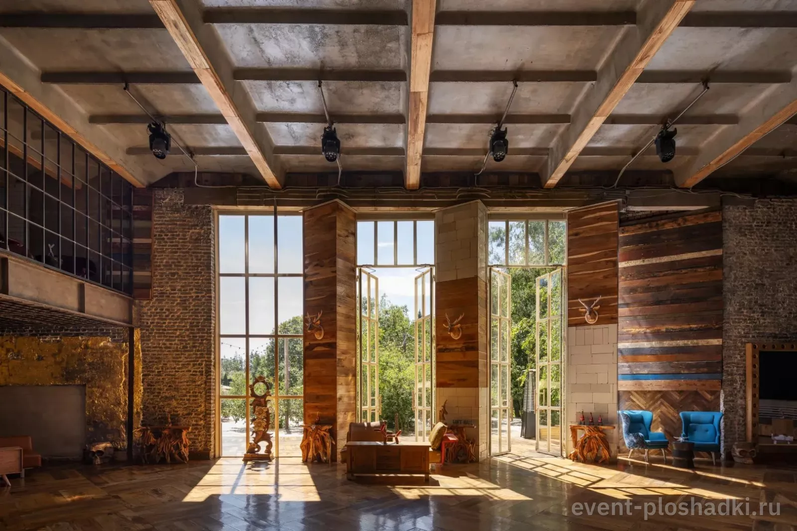 LOFT HALL THE BIRCH — Mango House — загородная площадка в Москве — фото 3