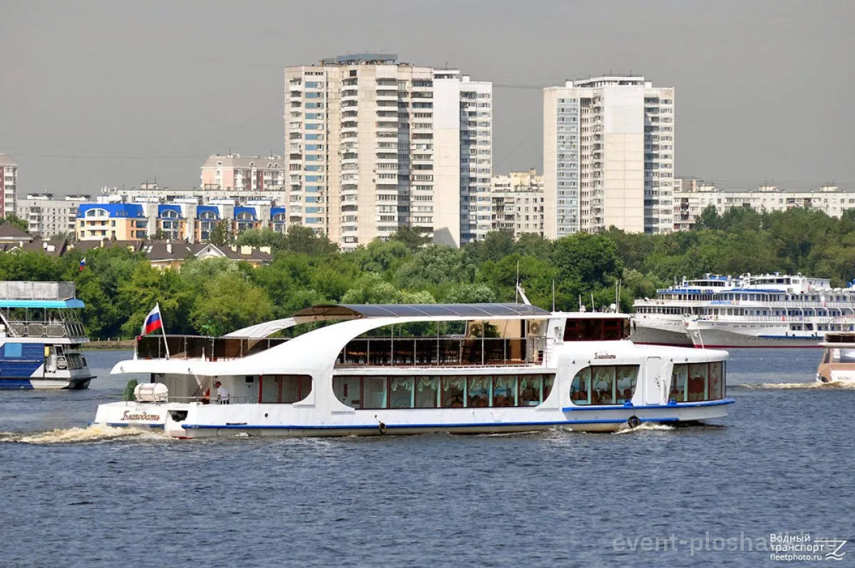 RED BOAT — Теплоход Благодать — теплоход в Москве — фото 3
