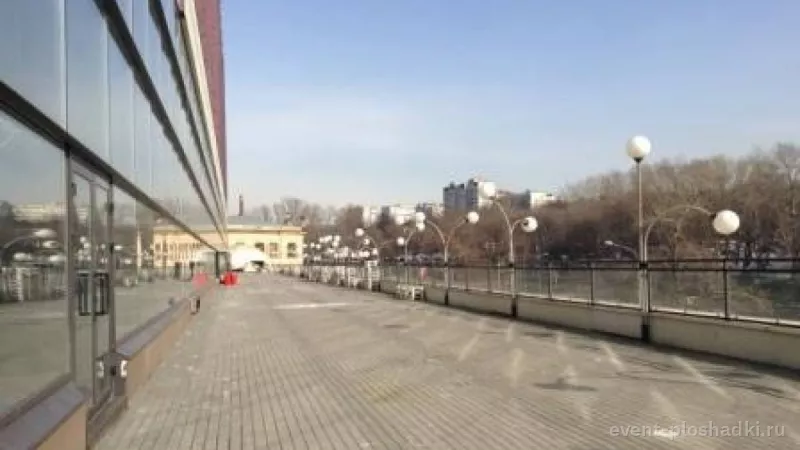 ARTPLAY — Балкон — летняя площадка в Москве — фото 7