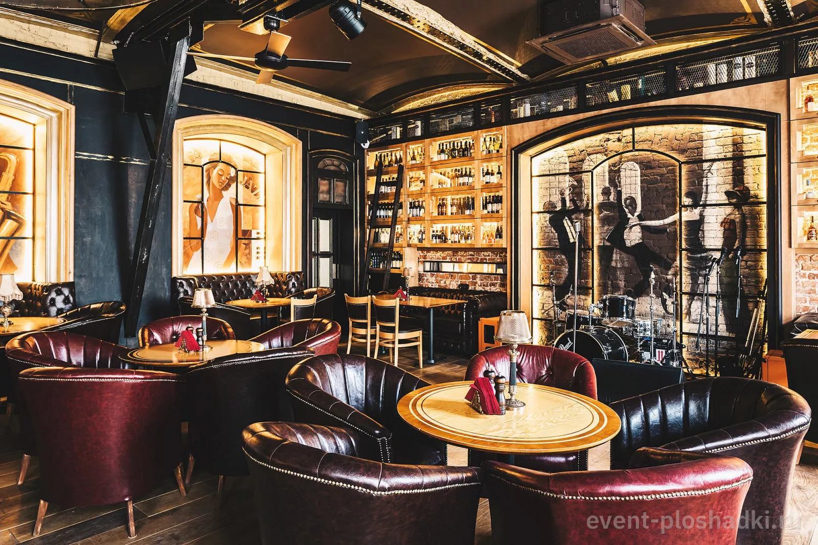 White Hart pub — банкетный зал в Москве — фото 2