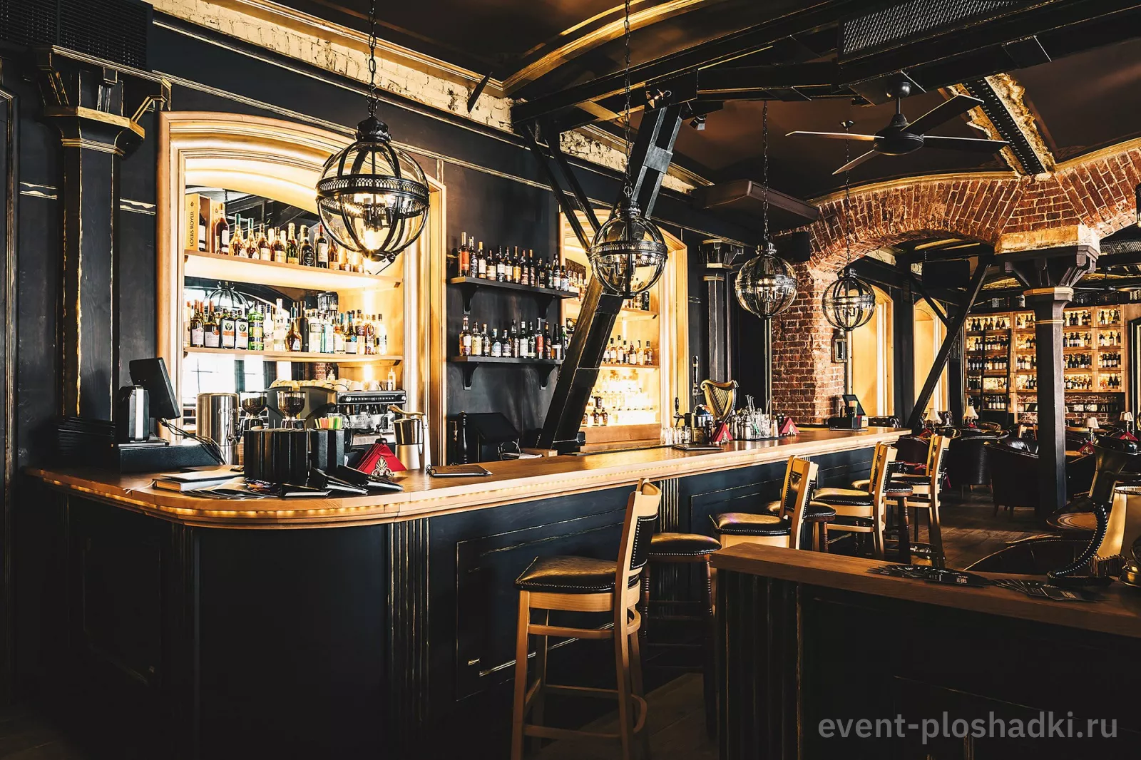 White Hart pub — банкетный зал в Москве — фото 3