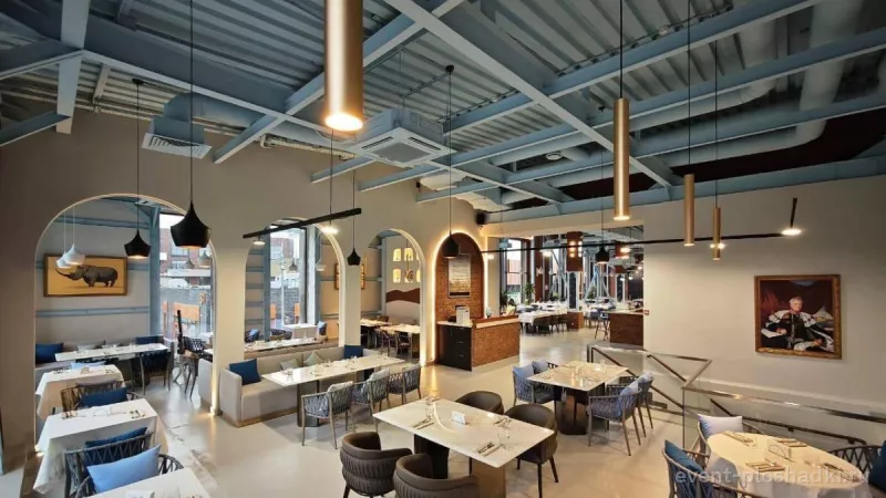Loft Moscow — Ресторан Модная среда 1823 — банкетный зал в Москве — фото 3