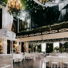 Green House — Средневековый зал