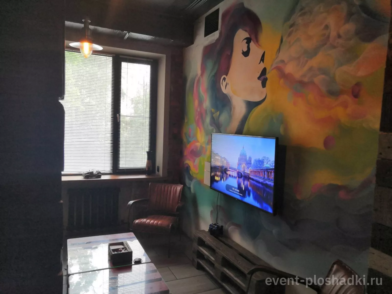Loft Cafe Tipografia — Второй этаж — лофт в Москве — фото 4