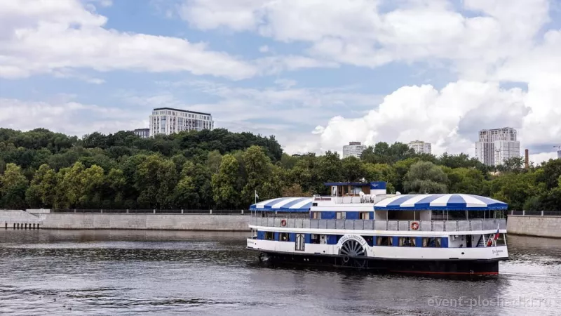 Речфлот — ретро-пароход «Анна Каренина» — теплоход в Москве — фото 2
