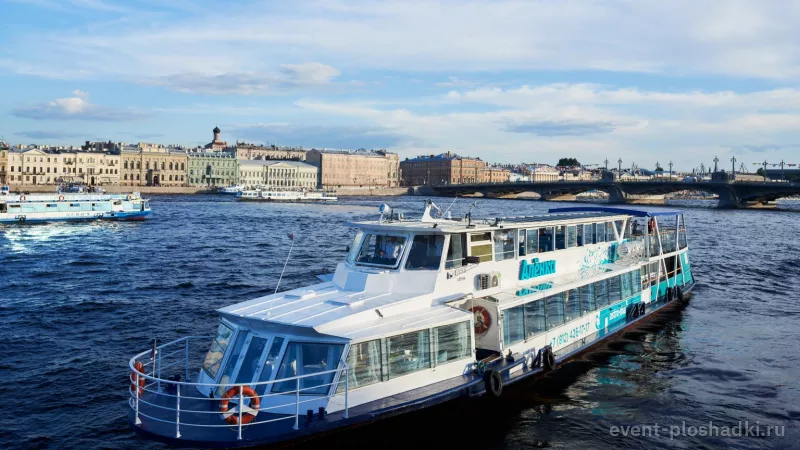 Астра Марин — теплоход «Алёнка» — теплоход в Санкт-Петербурге — фото 3