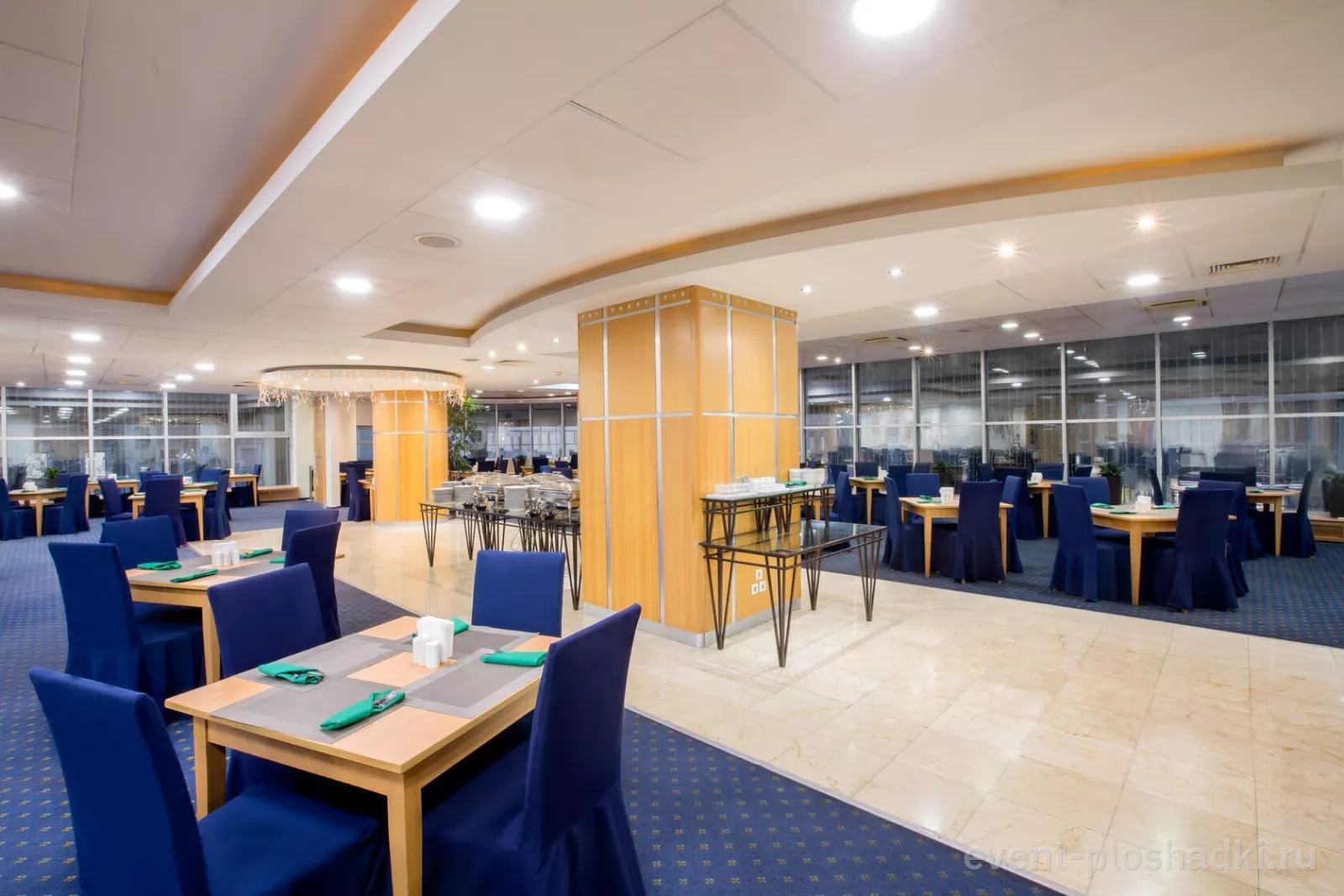 Novotel Москва Центр — Ресторан Côté Azur — зал в отеле в Москве — фото 6