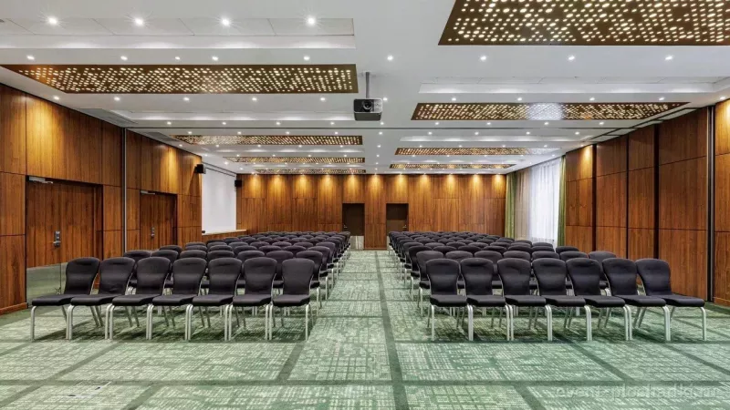Cosmos Selection Москва Шереметьево Аэропорт (бывший Sheraton Шереметьево) — Конференц-зал «Москва» — конференц-зал в Москве — фото 3