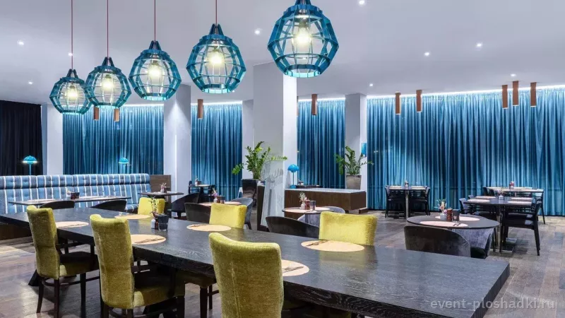 Cosmos Selection Москва Шереметьево Аэропорт (бывший Sheraton Шереметьево) — Ресторан «Стратосфера» — зал в отеле в Москве — фото 4