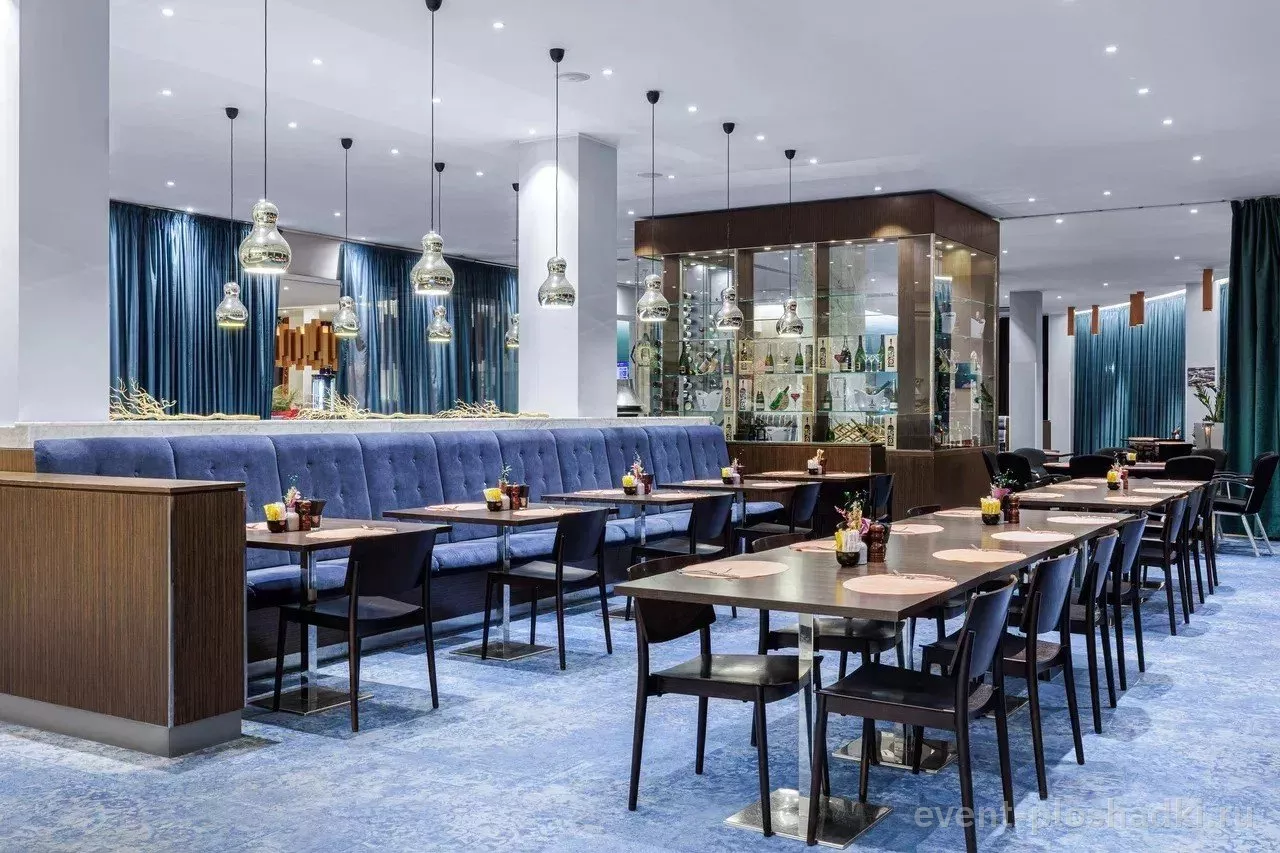 Cosmos Selection Москва Шереметьево Аэропорт (бывший Sheraton Шереметьево) — Ресторан «Стратосфера» — зал в отеле в Москве — фото 6