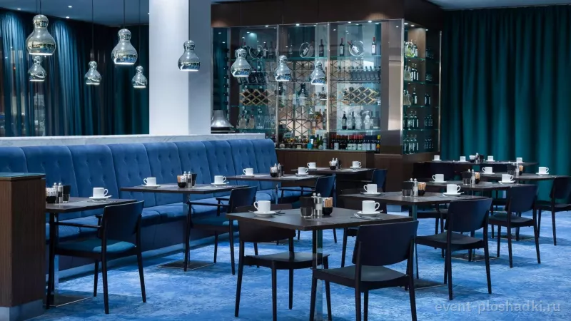 Cosmos Selection Москва Шереметьево Аэропорт (бывший Sheraton Шереметьево) — Ресторан «Стратосфера» — зал в отеле в Москве — фото 7