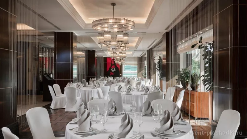 Hotel Continental (бывший InterContinental Москва Тверская) — Ресторан «Татлин» — зал в отеле в Москве — фото 3
