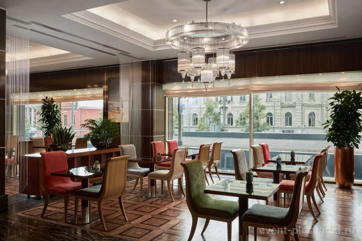 Hotel Continental (бывший InterContinental Москва Тверская) — Ресторан «Татлин» — зал в отеле в Москве — фото 5