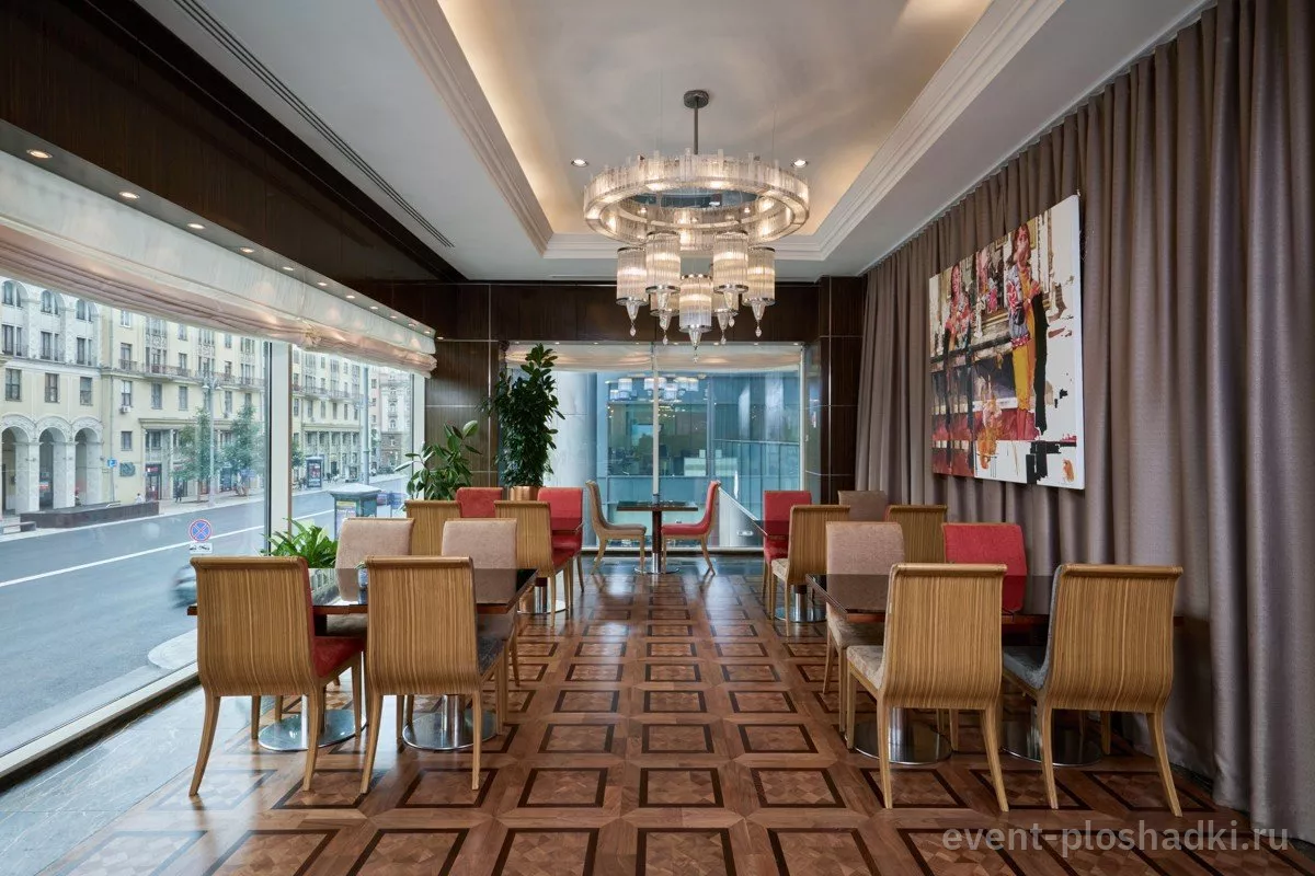 Hotel Continental (бывший InterContinental Москва Тверская) — Ресторан «Татлин» — зал в отеле в Москве — фото 8