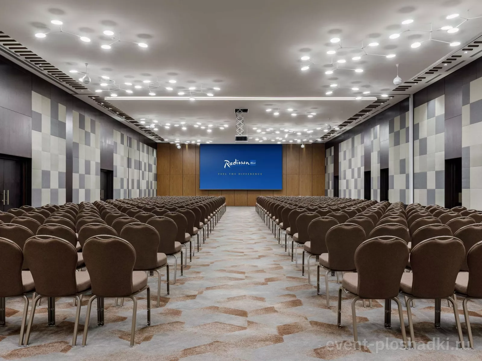 Radisson Blu Олимпийский — Бальный зал — зал в отеле в Москве — фото 2