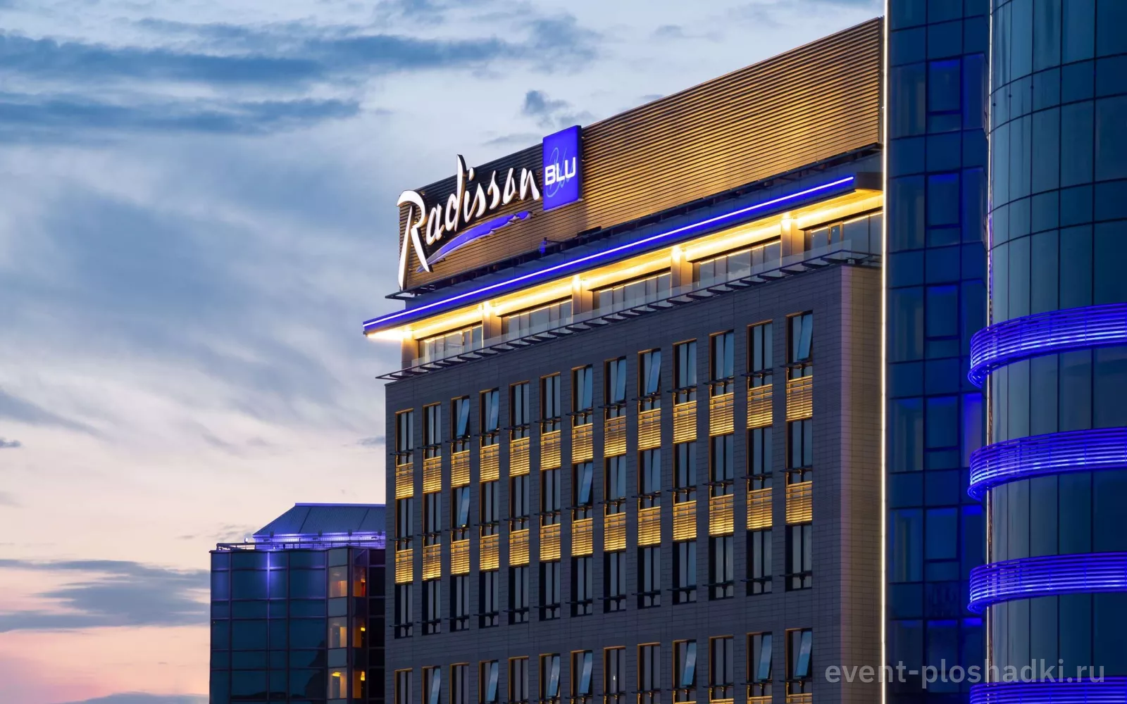 Radisson Blu Олимпийский — Бальный зал — зал в отеле в Москве — фото 7