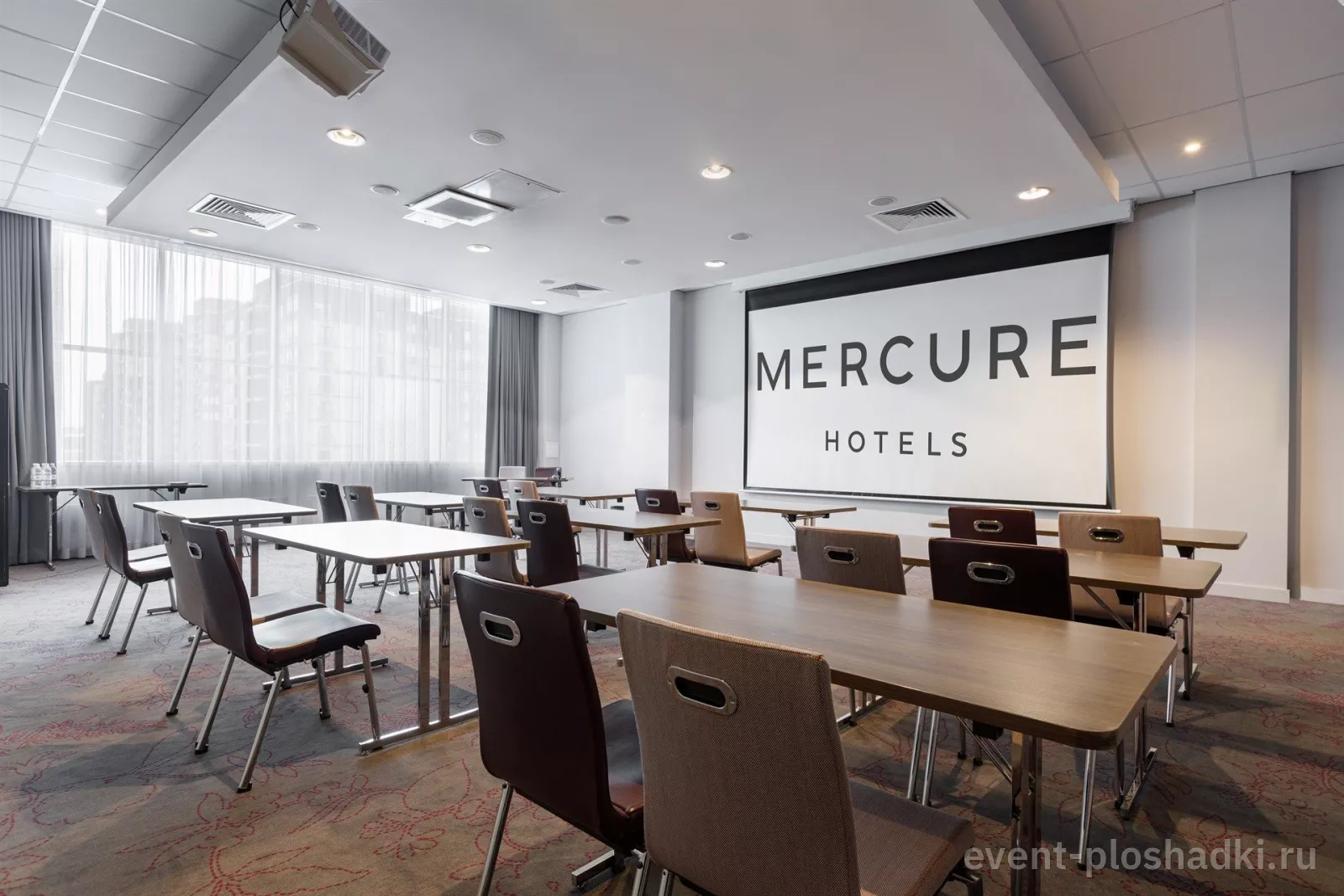 Mercure Тюмень Центр — Конференц-зал «Менделеев» — конференц-зал в Тюмени — фото 6
