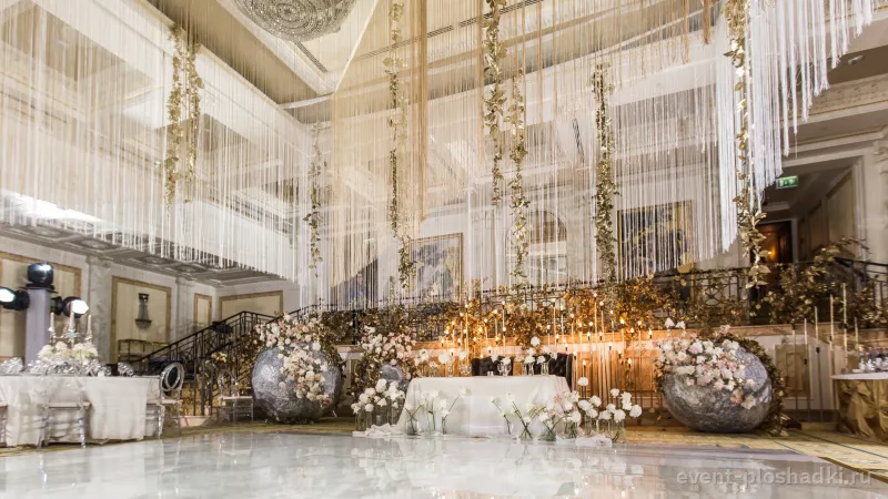 Лион Палас (бывший Four Seasons Lion Palace) — Бальный зал «Монферран» — зал в отеле в Санкт-Петербурге — фото 6