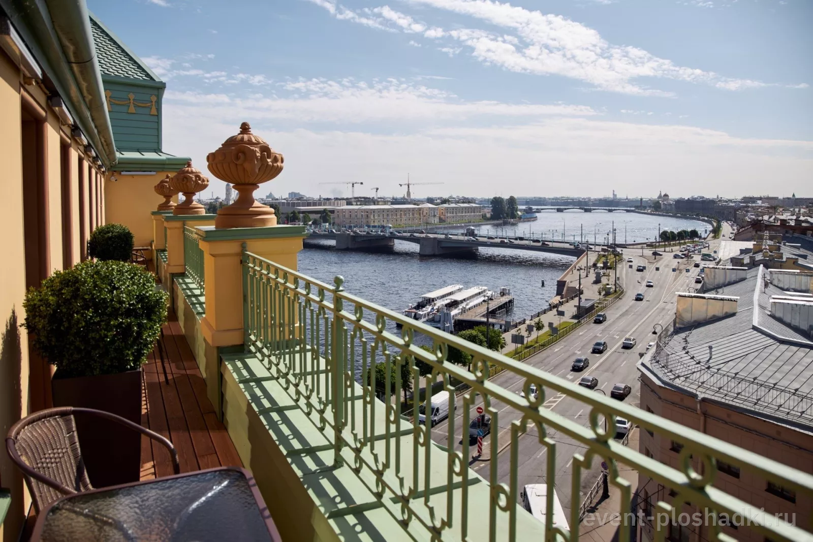 River Palace Hotel — Зал «Атриум» — зал в отеле в Санкт-Петербурге — фото 6