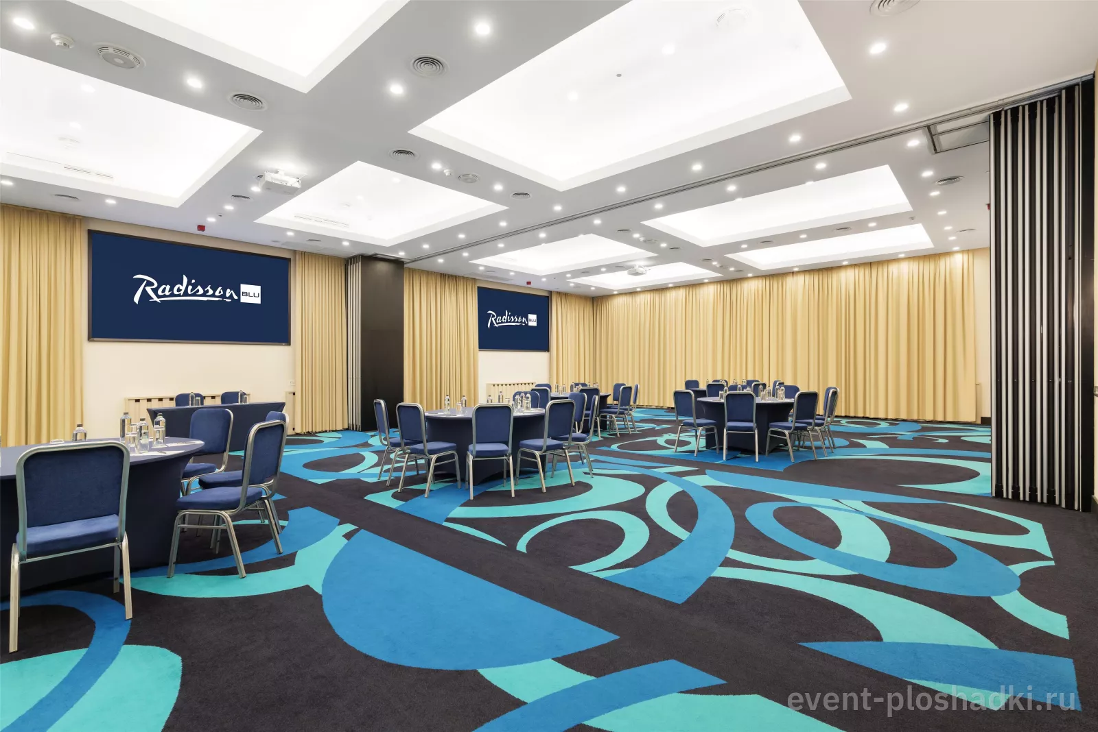 Radisson Blu Белорусская — Мюзик-холл — зал в отеле в Москве — фото 3