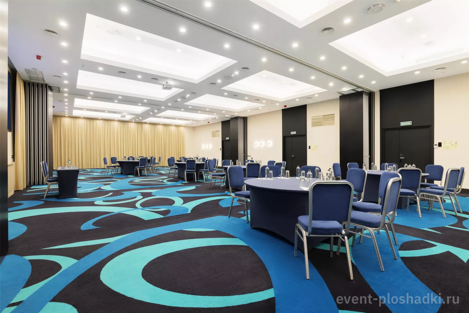 Radisson Blu Белорусская — Мюзик-холл — зал в отеле в Москве — фото 4
