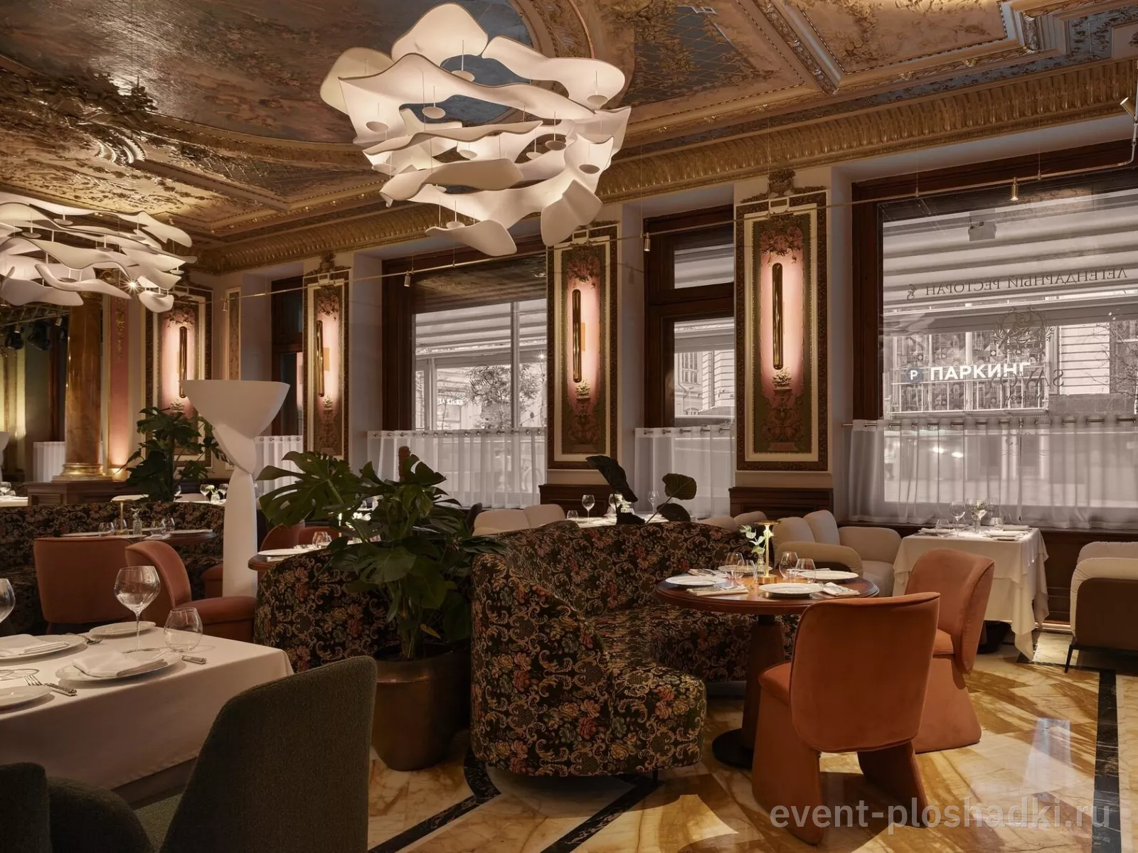 Отель «Савой» — Ресторан Savoy — зал в отеле в Москве — фото 5