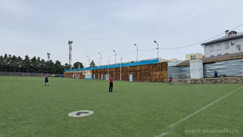 Динамо, малое поле — спортивная площадка в Омске