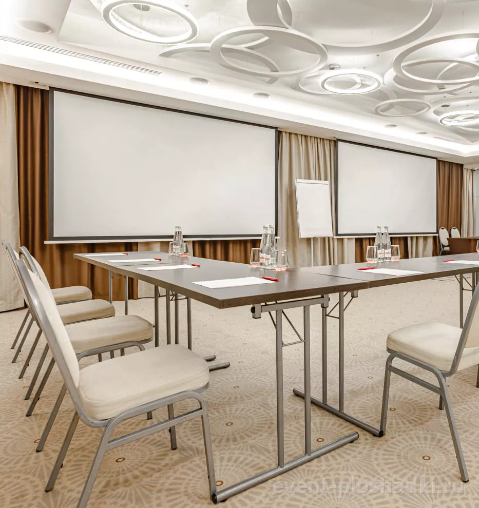 Ramada Новосибирск — Зал «Шишкин» — зал в отеле в Новосибирске — фото 10