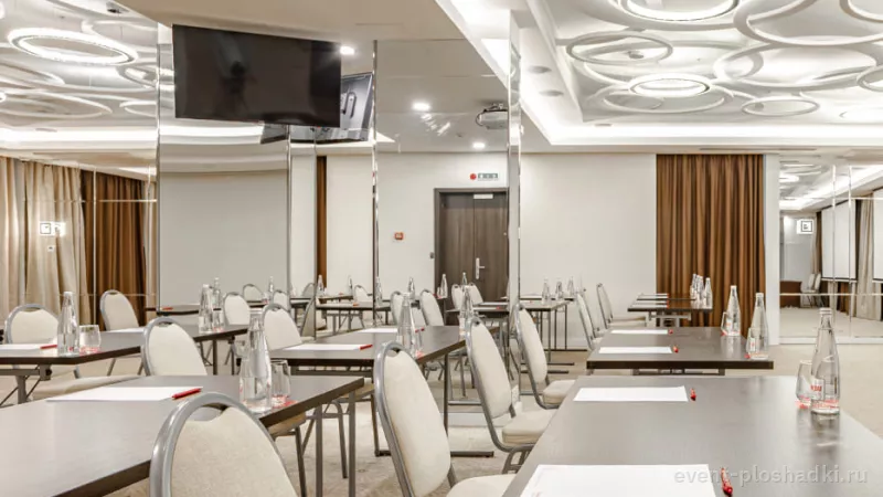 Ramada Новосибирск — Зал «Шишкин» — зал в отеле в Новосибирске — фото 11