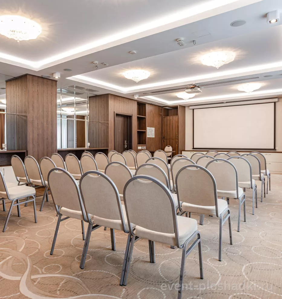 Ramada Новосибирск — Зал «Кедровый» — зал в отеле в Новосибирске — фото 10