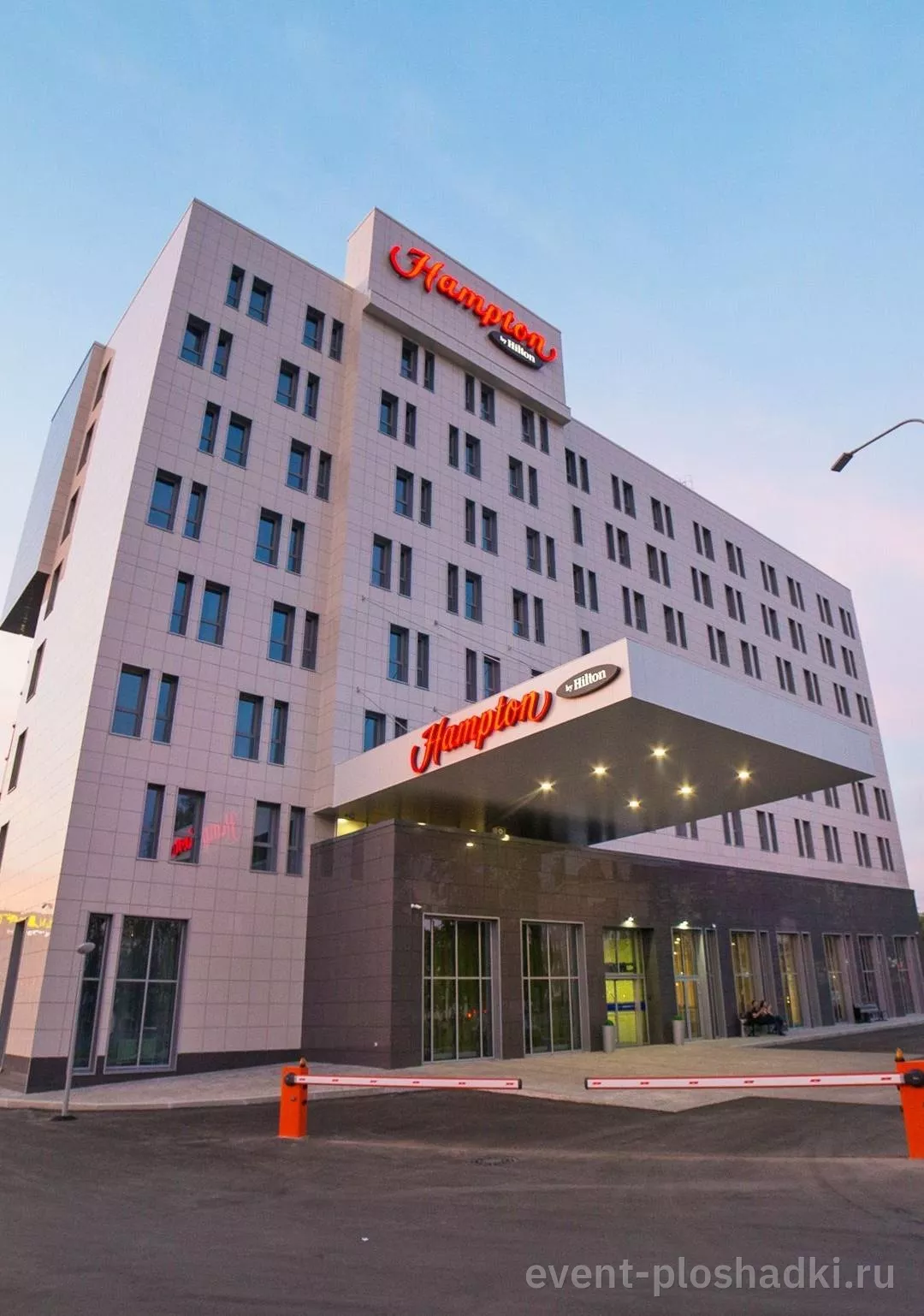 Hampton by Hilton Уфа — Конференц-зал — зал в отеле в Уфе — фото 7
