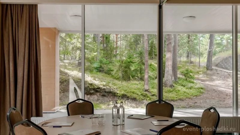 Курорт «Дом у моря» — Конференц-зал «ЛесХолл» — загородная площадка в Санкт-Петербурге — фото 4