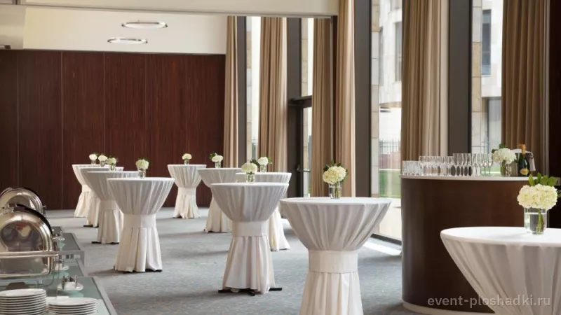 DoubleTree by Hilton Moscow – Marina — Зал «Оливковая роща» — зал в отеле в Москве — фото 4