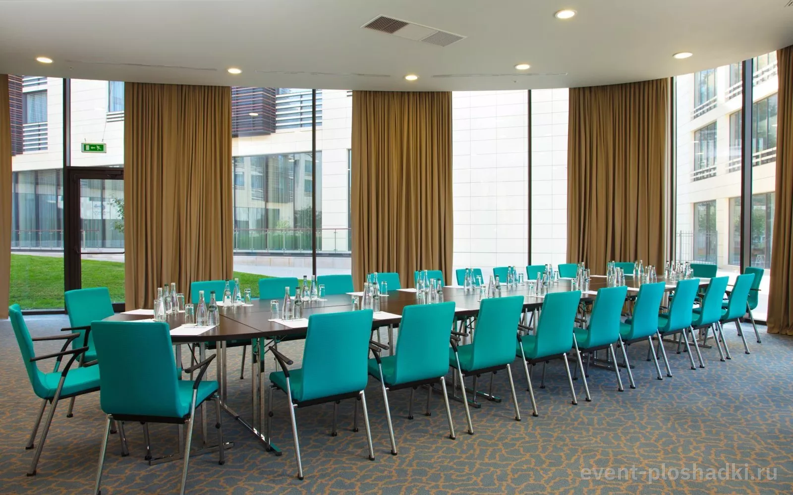 DoubleTree by Hilton Moscow – Marina — Зал «Сосновый бор» — зал в отеле в Москве — фото 2
