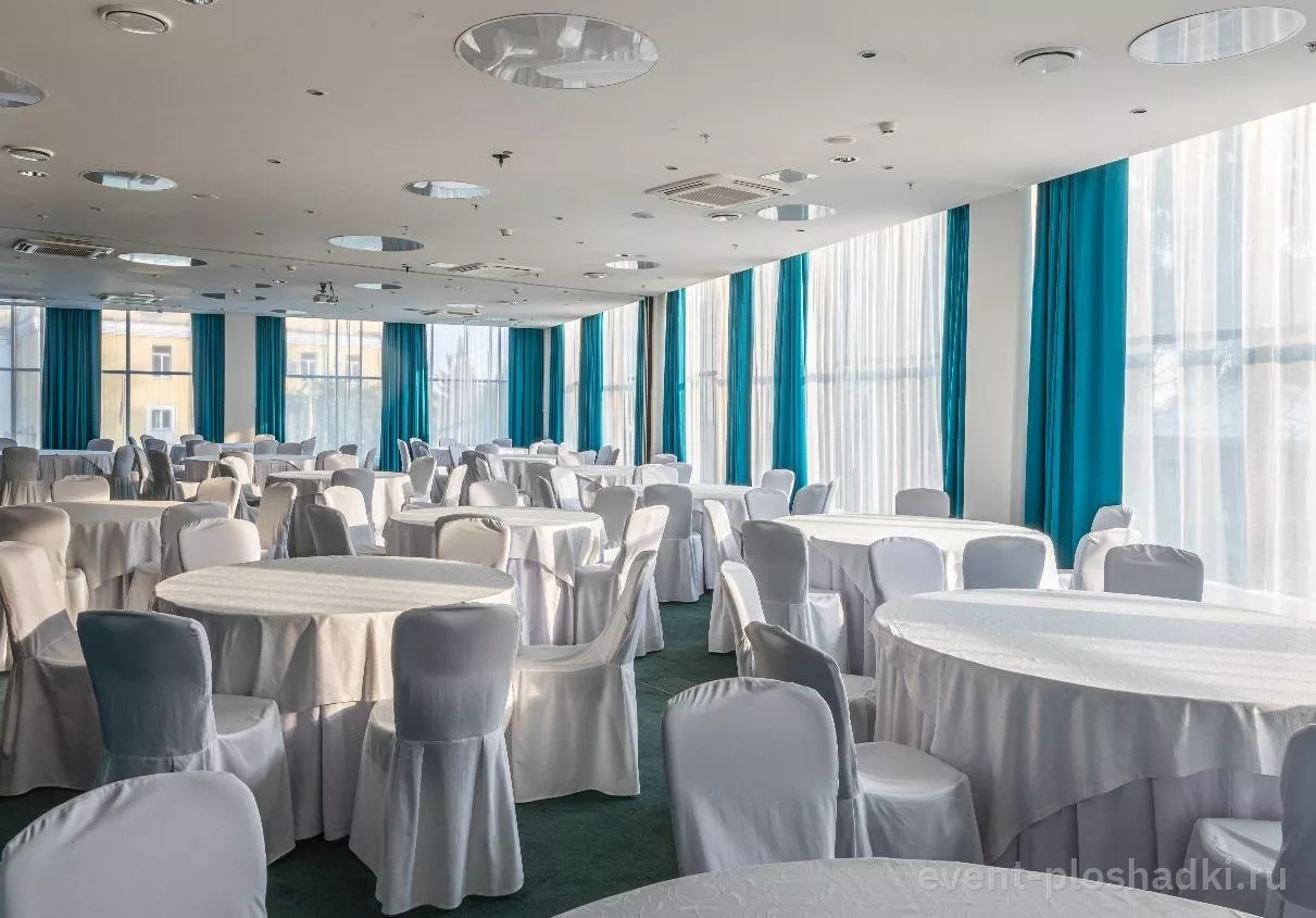 Cosmos Yaroslavl Hotel — Зал «Минин-Пожарский» — зал в отеле в Ярославле — фото 1