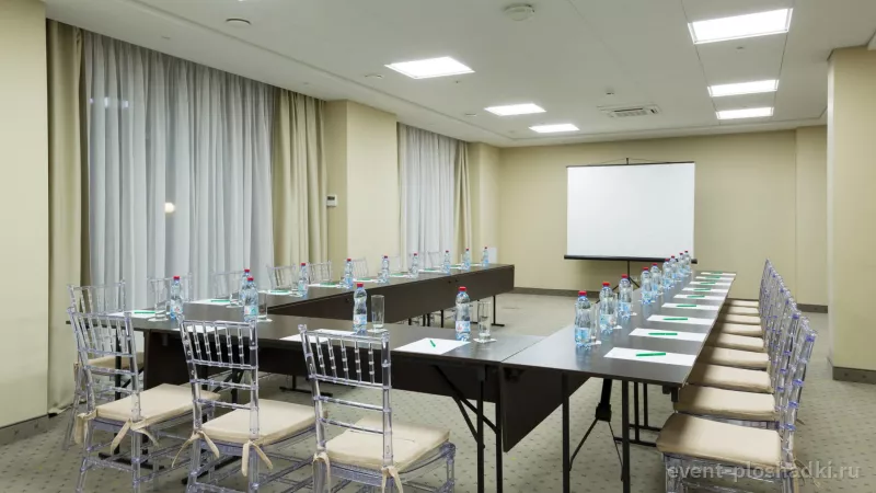 Green Resort Hotel & SPA — зал «Бештау» — зал в отеле в Кисловодске — фото 2