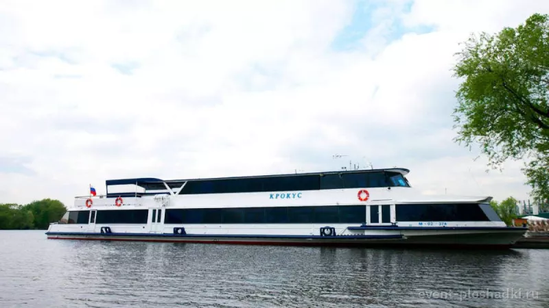 RED BOAT — Теплоход Крокус — теплоход в Москве