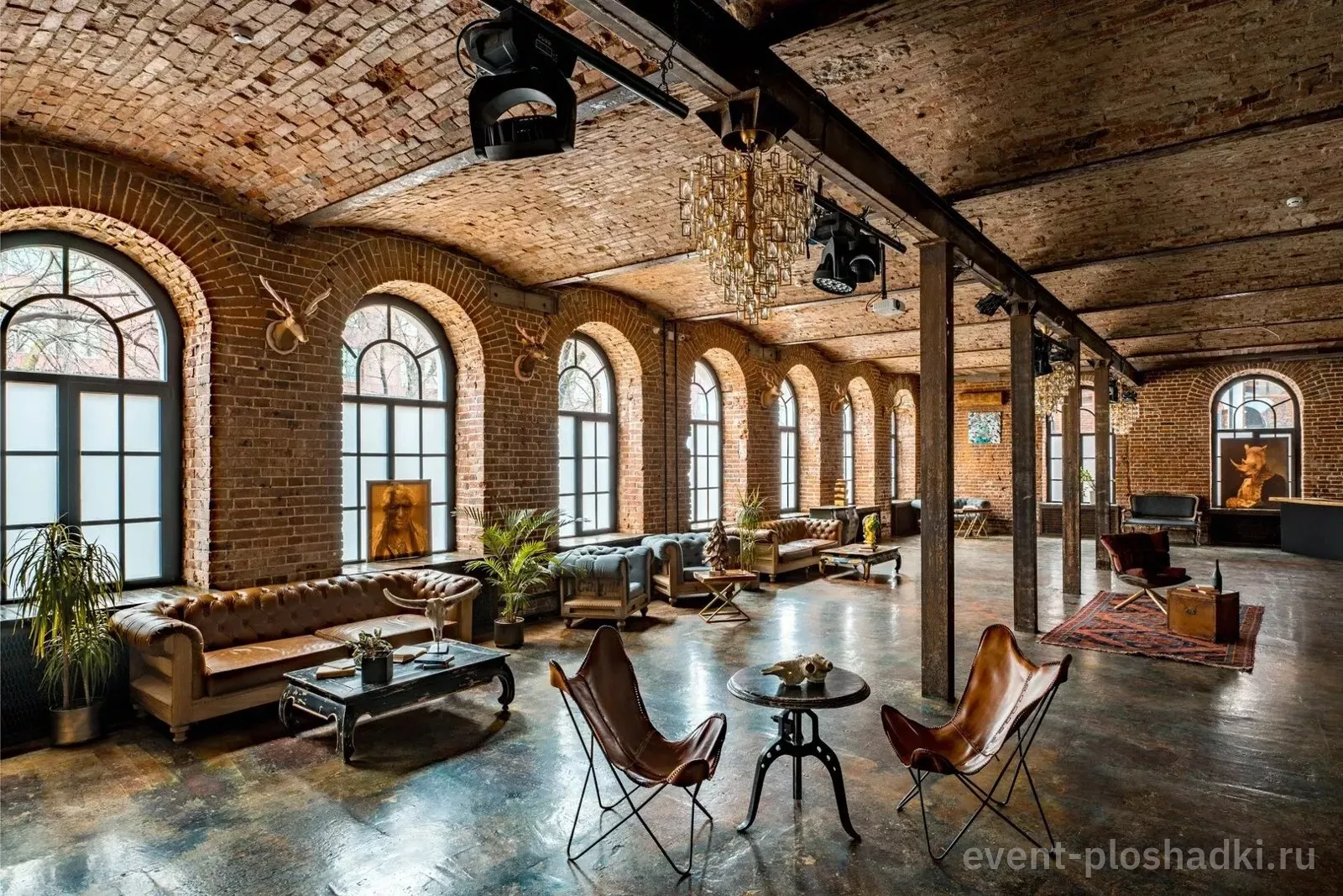LOFT HALL #3 — Ratusha Hall — лофт в Москве — фото 1
