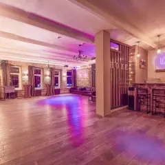 Лофт Лодж 10