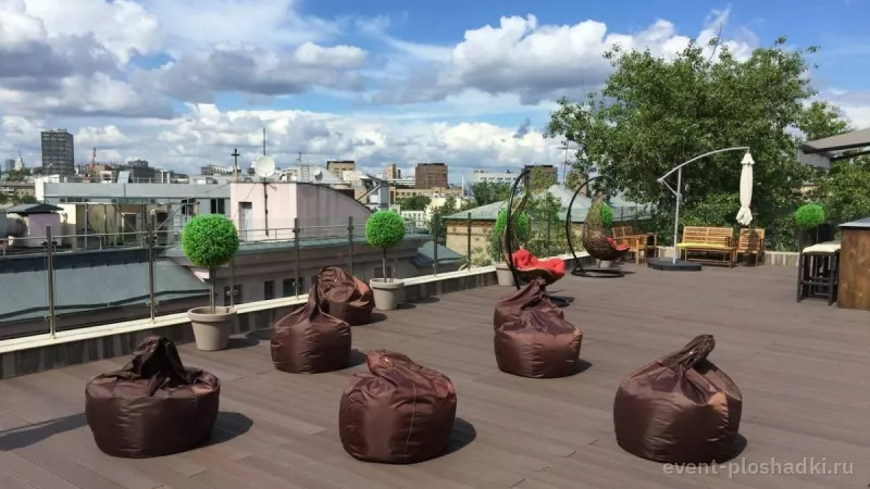 Tagankaroof TOP — летняя площадка в Москве