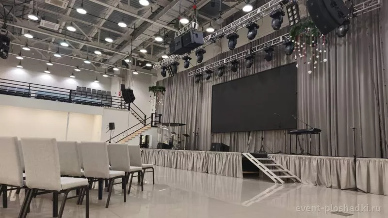 Скиния Спейс — конференц-зал в Москве