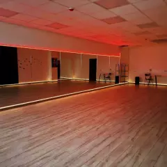 VIVA DANCE — Зал в стиле «Куба»