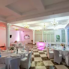 Eventner — White Hall
