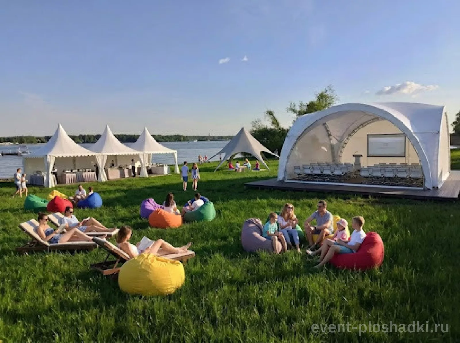 Яхт клуб Парусник — летняя площадка в Москве — фото 1