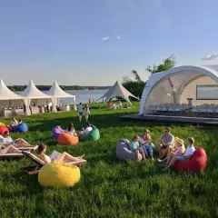 Яхт клуб Парусник