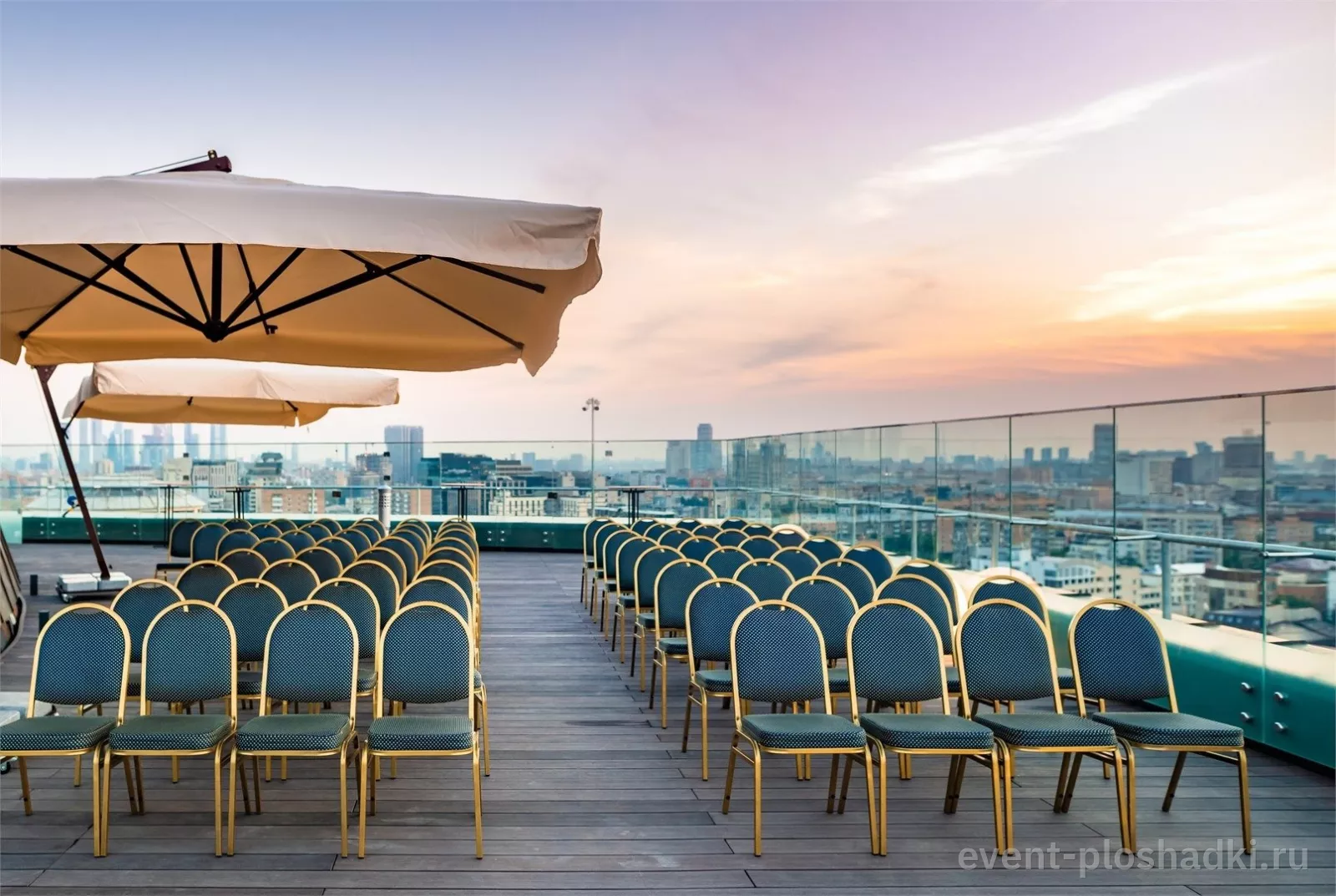 Novotel Москва Центр — Смотровая площадка — зал в отеле в Москве — фото 1