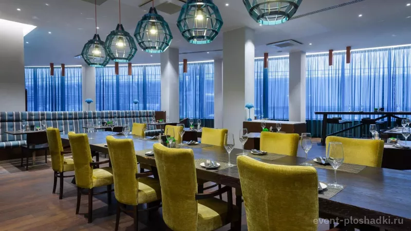 Cosmos Selection Москва Шереметьево Аэропорт (бывший Sheraton Шереметьево) — Ресторан «Стратосфера» — зал в отеле в Москве — фото 1